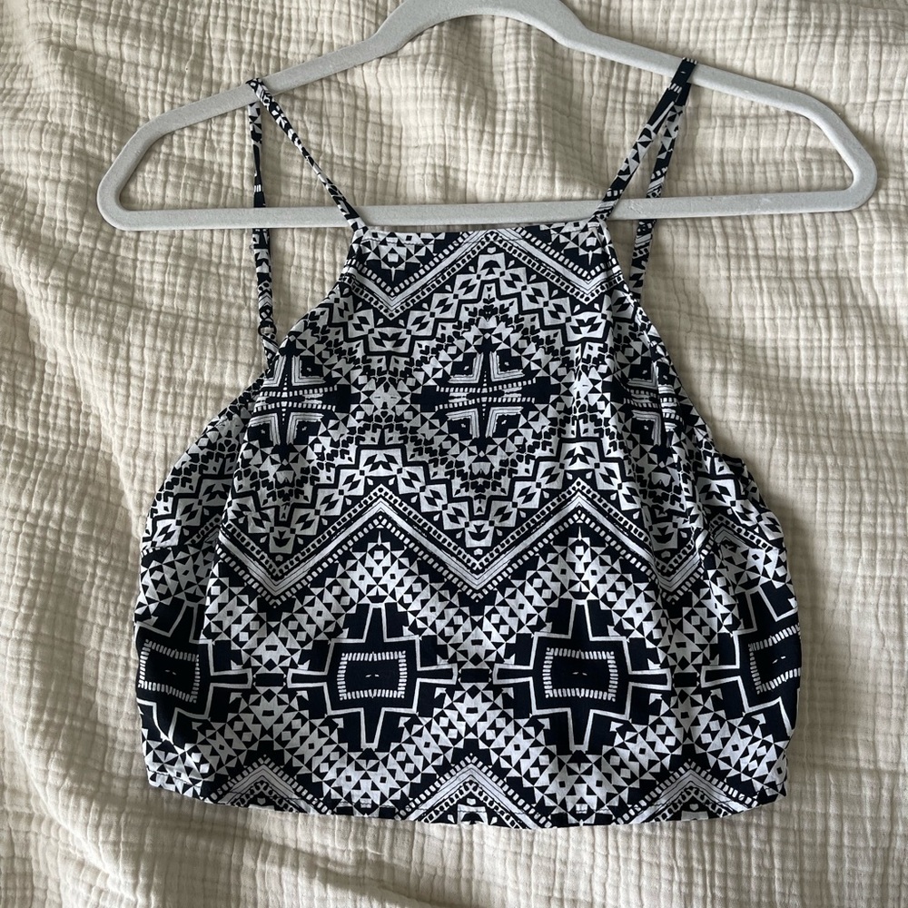 Black & white crop tank with open tie back. H&M size US 2. Worn once, brand new